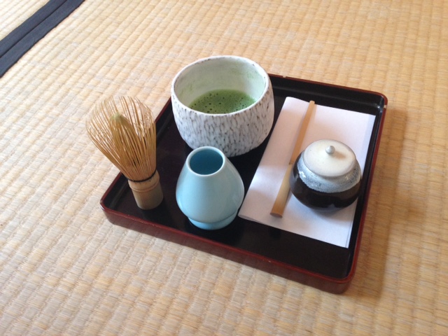 Accessoires pour thé vert japonais Matcha : Chawan, Chasen